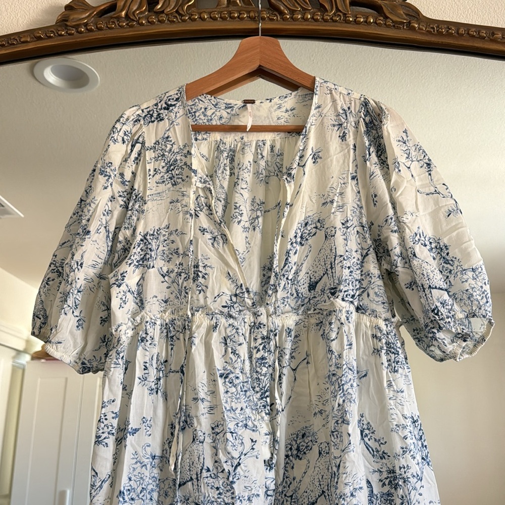Free People white blue floral XS midi dress new without tags - Picture 3 of 6